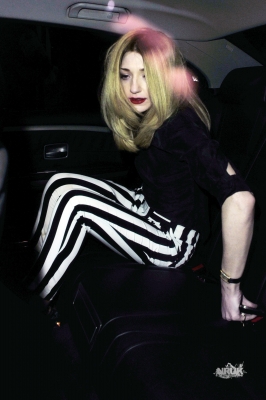 Nicola_Roberts_leaving_Mahiki_nightclub_at_3am_27_01_12_28829.jpg