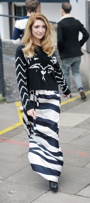 Nicola_Roberts_leaving_the_ITV_studios_11_01_12_281029.jpg