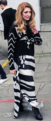 Nicola_Roberts_leaving_the_ITV_studios_11_01_12_28829.jpg