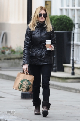 Nicola_Roberts_seen_out_in_South_Kensington_09_02_12_281129.jpg