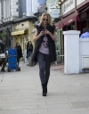 Sarah___Steve_Jones_leaving_her_house_in_Primrose_08_03_12_281429.jpg