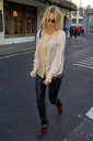 Имя файла=Sarah_Harding_arriving_at_the_Ivy_restaurant_02_02_12_28129.jpg
Размер файла=630КБ
Размеры=2050x3075
Дата=Март 15, 2012 Sarah_Harding_arriving_at_the_Ivy_restaurant_02_02_12_28129.jpg