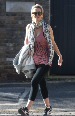 Sarah_Harding_at_a_north_London_gym_16_01_12_28129.jpg