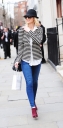 Sarah_Harding_goes_to_a_day_spa_clinic_in_London_21_02_12_28129.jpg