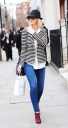 Sarah_Harding_goes_to_a_day_spa_clinic_in_London_21_02_12_28229.jpg