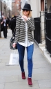 Sarah_Harding_goes_to_a_day_spa_clinic_in_London_21_02_12_28529.jpg