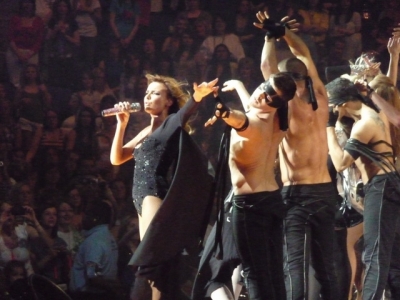 Out_of_Control_Tour_2009_-_London_23_05_09_283229.jpg