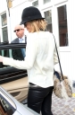Sarah_Harding_heads_off_to_an_office_meeting_13_01_12_282129.JPG