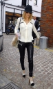 Sarah_Harding_heads_off_to_an_office_meeting_13_01_12_28729.JPG