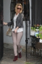 Sarah_Harding_leaves_her_home_in_London_20_01_12_281629.jpg