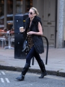 Sarah_Harding_leaving_a_coffee_place_28_02_12_283829.jpg