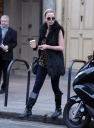 Sarah_Harding_leaving_a_coffee_place_28_02_12_284229.jpg
