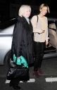 Sarah_Harding_leaving_a_restaurant_with_her_mum_02_02_12_281429.jpg