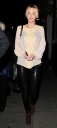 Sarah_Harding_leaving_a_restaurant_with_her_mum_02_02_12_28229.jpg