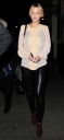 Sarah_Harding_leaving_a_restaurant_with_her_mum_02_02_12_28329.jpg