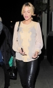 Sarah_Harding_leaving_a_restaurant_with_her_mum_02_02_12_28529.jpg