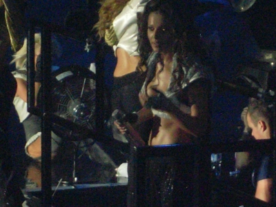 Out_of_Control_Tour_Newcastle_05_06_09_284829.jpg