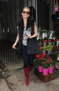 Sarah_Harding_leaving_her_home_in_North_London__London2C_England_17_02_12_281529.jpg