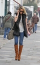 Sarah_Harding_out___about_in_London_02_03_12_28629.JPG