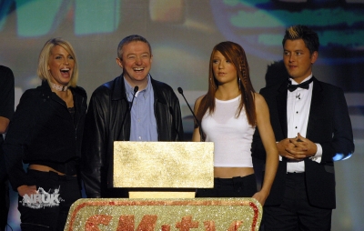 Nicola_and_Sarah_on_SMTV_28_12_02_28229.jpg