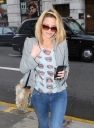 Sarah_Harding_out_and_about_in_London_19_01_12_281129.jpg