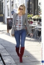 Sarah_Harding_out_and_about_in_London_19_01_12_284529.jpg