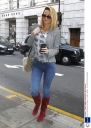 Sarah_Harding_out_and_about_in_London_19_01_12_284629.jpg