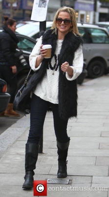 Sarah_Harding_out_and_about_in_Primrose_Hill__London2C_England_16_02_12_28229.jpg