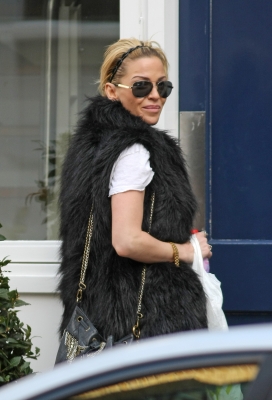 Sarah_Harding_out_in_West_London_25_02_12_28129.jpg