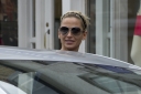 Sarah_Harding_seen_going_to_the_doctors_06_03_12_28529.jpg
