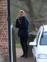 Sarah_Harding_seen_having_a_cigarette_break_01_02_12_28829.jpg