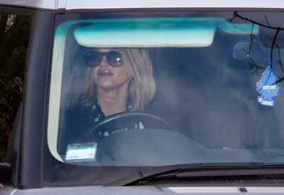 Sarah_Harding_seen_leaving_her_mums_home_30_01_12_28729.jpg