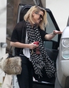 Sarah_Harding_seen_leaving_her_mums_home_30_01_12_281929.jpg