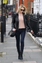 Имя файла=Sarah_Harding_shopping_in_central_London_29_02_12_284029.jpg
Размер файла=1159КБ
Размеры=2282x3423
Дата=Март 16, 2012 Sarah_Harding_shopping_in_central_London_29_02_12_284029.jpg