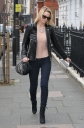 Имя файла=Sarah_Harding_shopping_in_central_London_29_02_12_285129.jpg
Размер файла=1135КБ
Размеры=2491x3776
Дата=Март 16, 2012 Sarah_Harding_shopping_in_central_London_29_02_12_285129.jpg