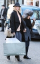 Sarah_Harding_shops_in_Primrose_Hill_13_01_12_282729.jpg