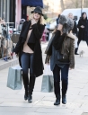 Sarah_Harding_shops_in_Primrose_Hill_13_01_12_283229.jpg