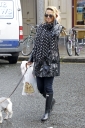 Sarah_Harding_walking_her_dog_in_London_19_01_12_28429.jpg