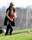 Sarah_Harding_walking_her_dogs_in_Primrose_Hill_10_03_12_283429.jpg
