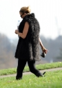 Sarah_Harding_walking_her_dogs_in_Primrose_Hill_10_03_12_283629.jpg