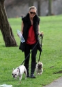 Sarah_Harding_walking_her_dogs_in_Primrose_Hill_10_03_12_284629.jpg