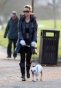 Sarah_Harding_walks_her_dog_07_02_12_281329.jpg