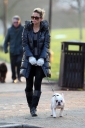 Sarah_Harding_walks_her_dog_07_02_12_281529.jpg