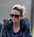 Sarah_Harding_walks_her_dog_07_02_12_281629.jpg