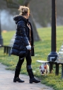 Sarah_Harding_walks_her_dog_07_02_12_28729.jpg