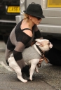 Sarah_Harding_walks_her_dog_21_01_12_282829.jpg