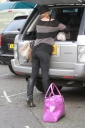 Sarah_Harding_walks_her_dog_21_01_12_28829.jpg