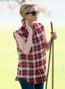 Имя файла=Sarah_Harding_walking_her_dogs_in_Primrose_Hill_15_03_12_281729.jpg
Размер файла=650КБ
Размеры=2420x3325
Дата=Март 16, 2012 Sarah_Harding_walking_her_dogs_in_Primrose_Hill_15_03_12_281729.jpg