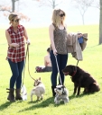 Имя файла=Sarah_Harding_walking_her_dogs_in_Primrose_Hill_15_03_12_281929.jpg
Размер файла=1139КБ
Размеры=3168x3582
Дата=Март 16, 2012 Sarah_Harding_walking_her_dogs_in_Primrose_Hill_15_03_12_281929.jpg