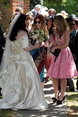 Kim_and_Nicola_attend_a_friends_wedding_in_Berkshire_3_06_11_285229.jpg